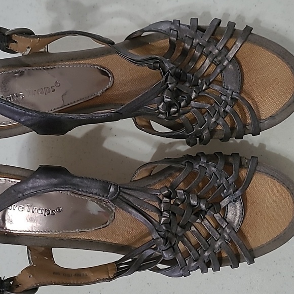 Baretraps Tempted dark pewter wedge sandals size 9 - Picture 3 of 10